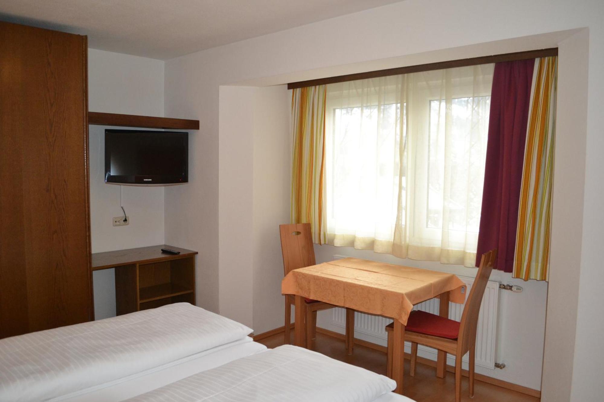 Ferienhaus Schiwiese Mit Freiem Eintritt In Die Alpentherme & Freie Nutzung Der Gasteiner Bergbahnen Im Sommer 2025 Bad Hofgastein Chambre photo